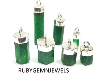 Rå smaragdhänge ~ 925 STERLING silver ädelstenshänge, handgjort hänge, maj födelsestenshänge, rå smaragdhänge, present till henne