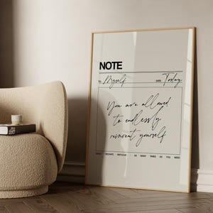 Op de afbeelding: Een rustiek houten bord met de tekst "Welcome to our home" in een handgeschreven stijl. Het rechthoekige bord heeft een verweerde afwerking en een eenvoudig, uitnodigend ontwerp, geschikt voor binnen of buiten.