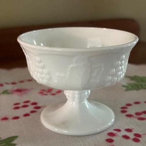 Westmoreland Glass Harvest Grape Milk Glass Dessert/Sherbert Dish
