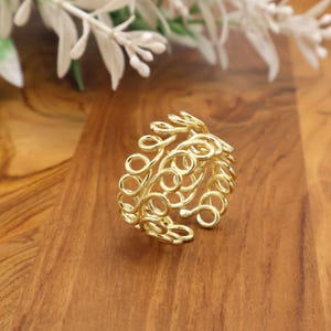 Gold Leaf Vine Adjustable Ring – Elegant Openwork Filigree Statement Jewelry, Nature Inspired Boho Gift for Her