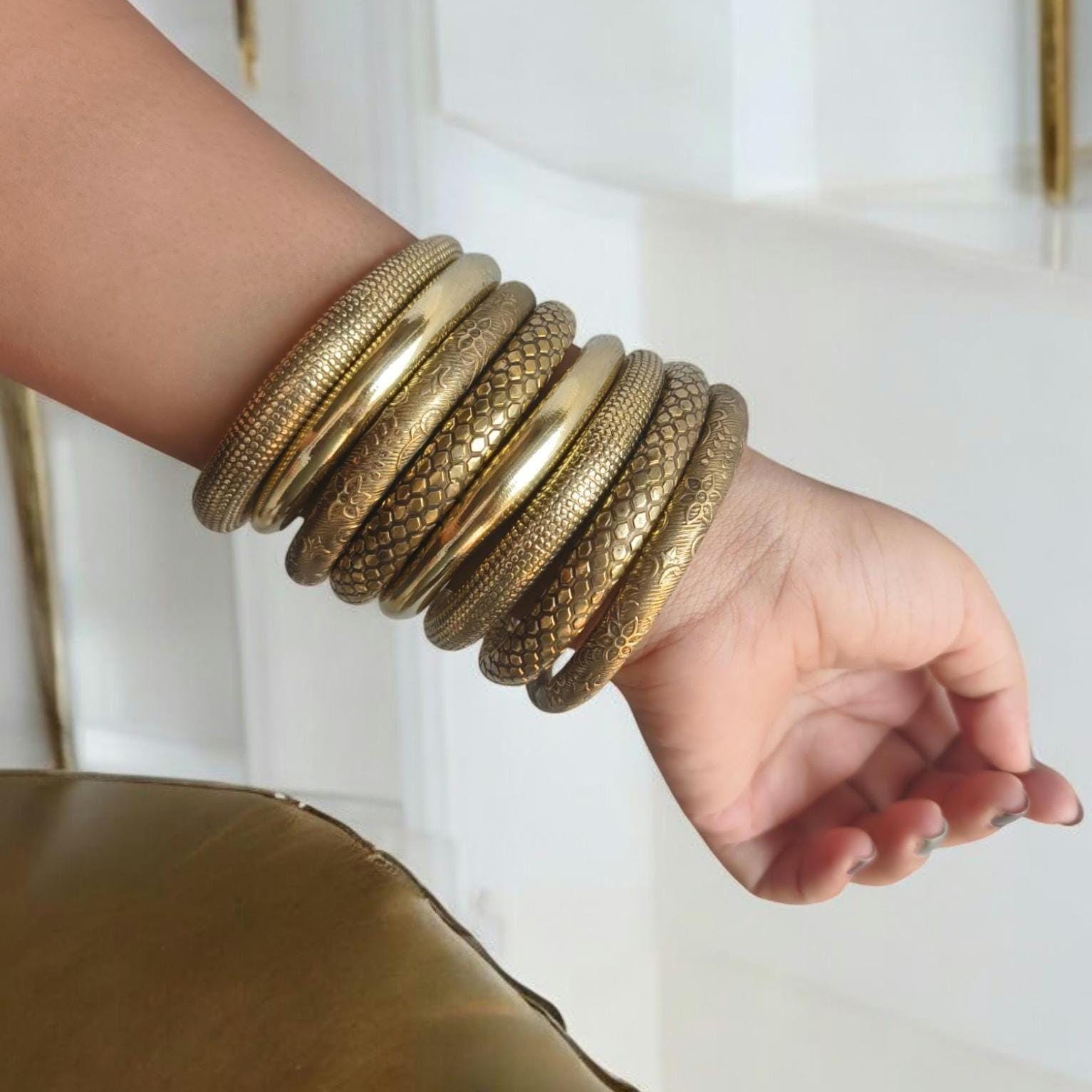 Youthway Minimalista Convesso Liscio Lucido Aperto Braccialetto Placcato Oro 18 Carati Di Alta Qualà In Metallo Donna Chic Regali Souvenir Di Festa - Foto 8