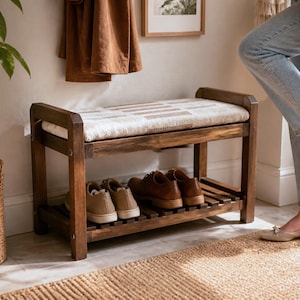Banco zapatero de madera con diseño tribal color crema / Almacenamiento para la sala de estar