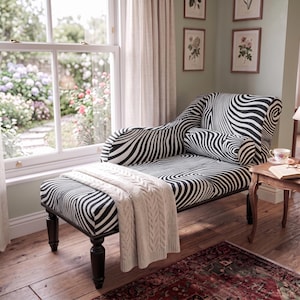 Zebra Texture Pattern Settee | Modern Monochrome Accent Lounge, RS 102