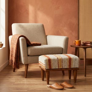 Banco Kilim turco vintage de rayas de terracota gris / Puf con cojín único