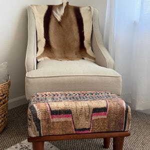 Handmade furniture, Ottoman bench, End of bed bench, Upholstered bench, Living room bench, Sitting bench, Hallway bench, Piano bench, RSB 50