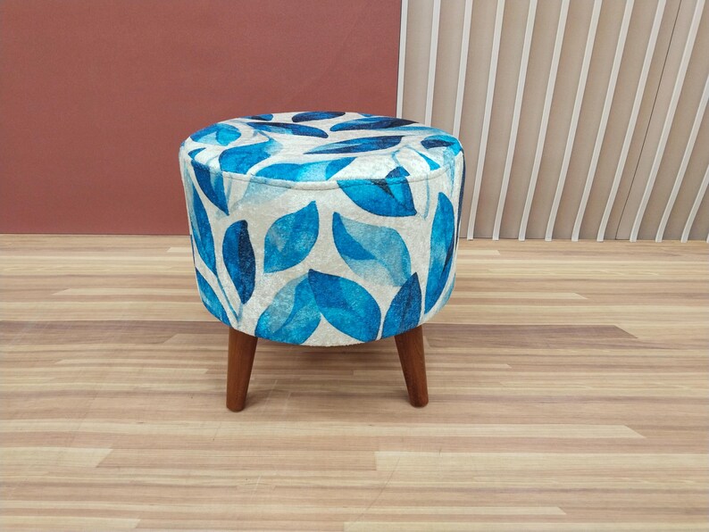 Leaf pattern bench, Blue white pouf, Heartwarming gift, Round footstool, Livingroom furniture, Entryway shoe bench, Round mid table, RS 207