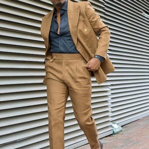 Groomsmen Suits Light Weight Two Button CoCo Brown Notch Wedding 2 Piece Suits For Men As Seen IN Bridal Magazin