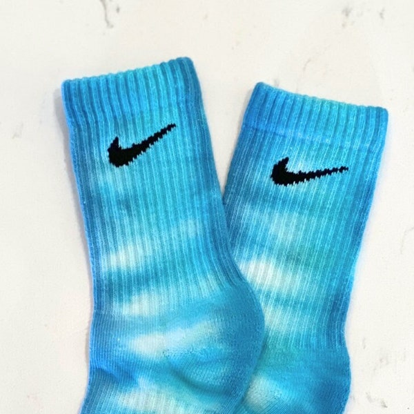XS - Tie dye Nike crew socks