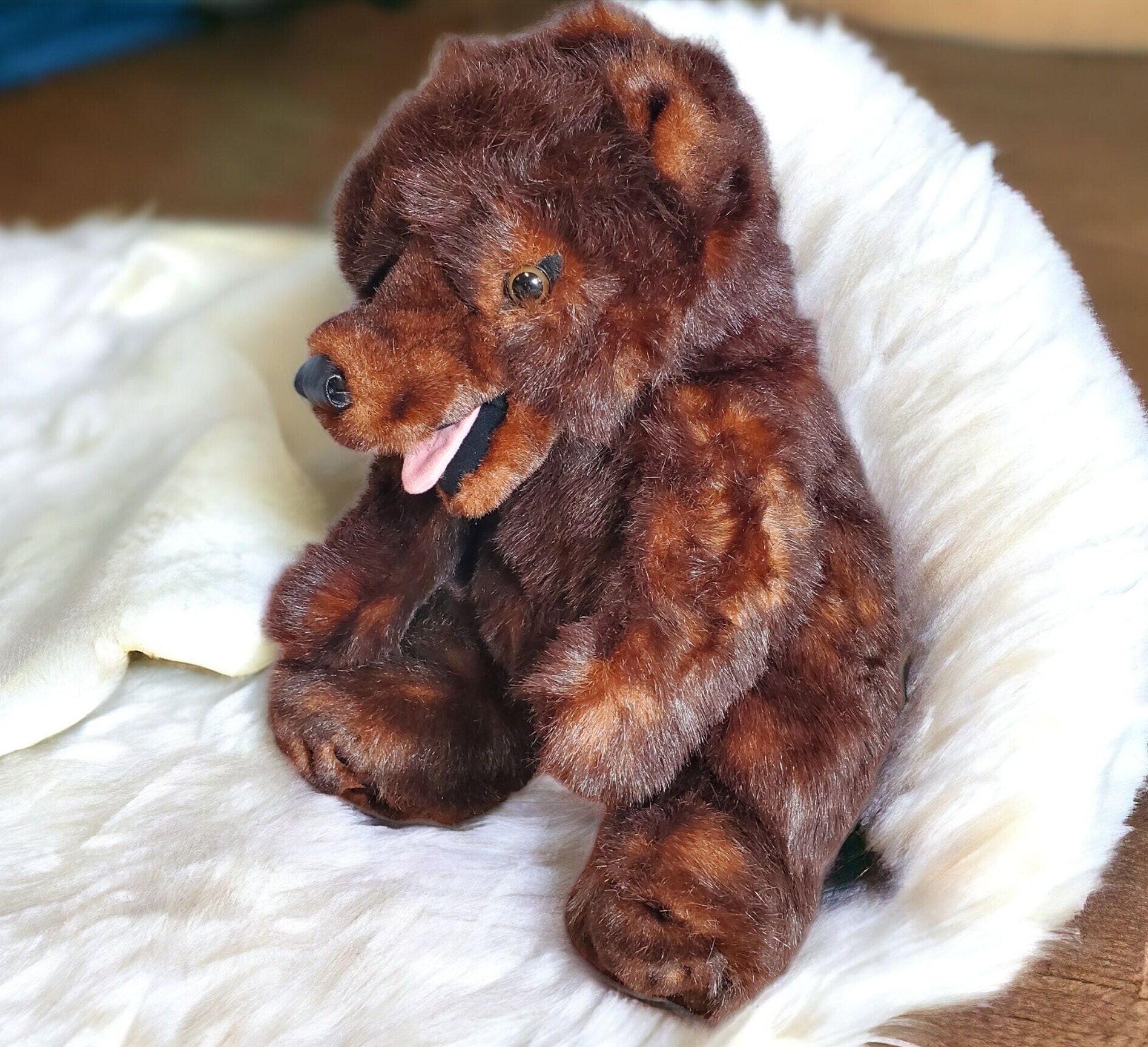 スティッチ ブラウンベア シークレット　 ワイルドアニマルズ Disney Hidden Mickey Paws Brown Grizzly Bear Plush Puppet Stuffed