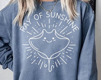 Ray of Sunshine Manta Ray-tröja | Havsälskare | Sommartröja med marint liv | Tröja med strandvibbar | Manta Ray-tröja