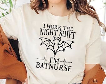バットナースシャツ | 夜勤ナースTシャツ | 看護師ギフト | 面白い看護師シャツ | ICUナースシャツ | ナースライフTシャツ | 夜勤看護師