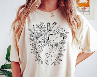 Floral Anatomical Heart T-Shirt | Cardiac Nurse Tee | Botanical Heart Anatomy Tee | Cardiology Shirt | CVICU Nurse Shirt | CVICU Tee