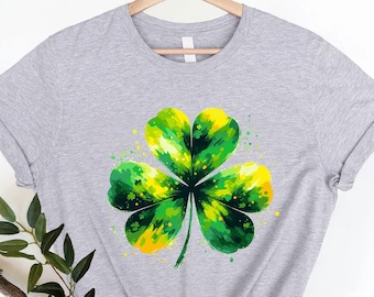 St Patricks Day Clover Tee | St Patricks Day Shirt | Vibrant Shamrock T-Shirt | Irish Celebration Tee | Cute St Patricks Day Shirts