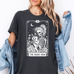 Husky Skelett Tarot Karte T-shirt | Husky & Dad Shirt | Halloween Husky T-Shirt | Hunde Mama Geschenk | Siberian HuskyLover Tee