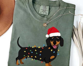 Comfort Colors Christmas Dachshund T-shirt, Cute Doxie Lover Shirt, Dachshund Xmas Shirt, Dog Mom Christmas Gift, Xmas Doxie Gift