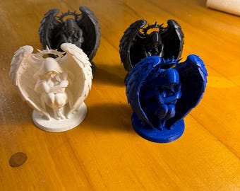 Skyddsängelstaty med huva | 3D-tryckt ängelfigur | Gotisk ängladekor | Skulptur med andligt skydd | Unik presentidé