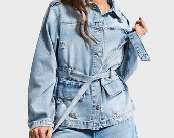Chaqueta vaquera desgastada de lavado claro con cinturón – Abrigo de estilo urbano para mujer