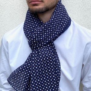 Man scarf