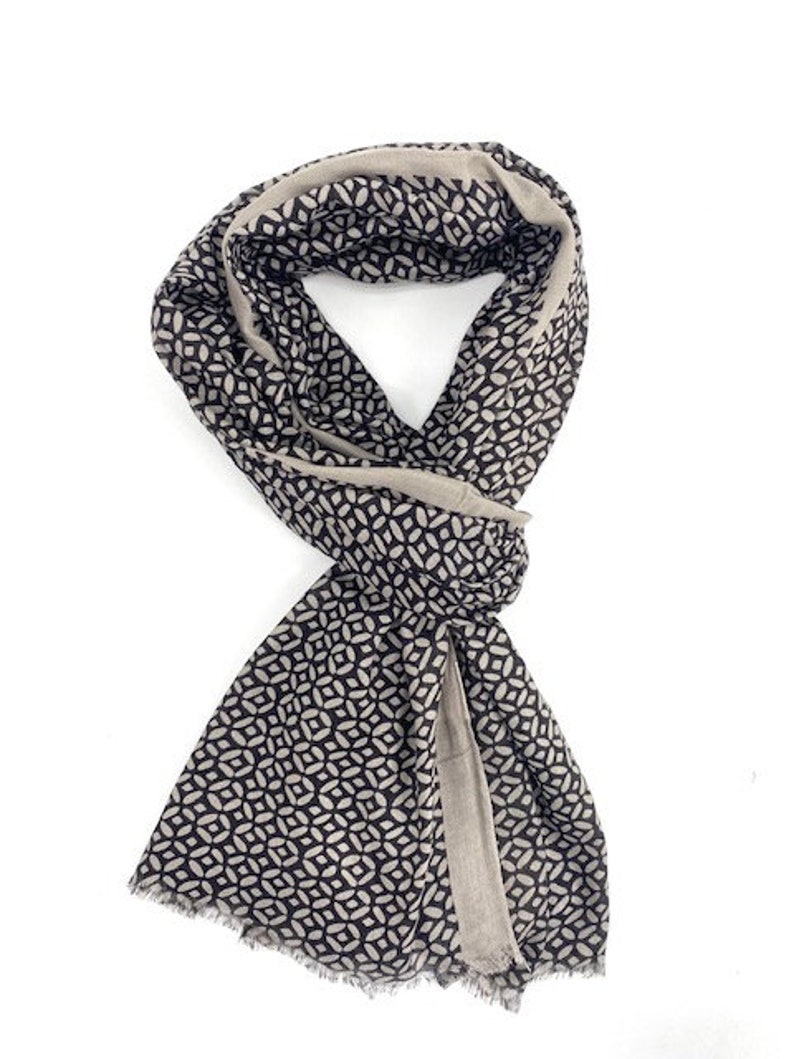 Echarpe, Foulard en viscose, homme ou femme image 10