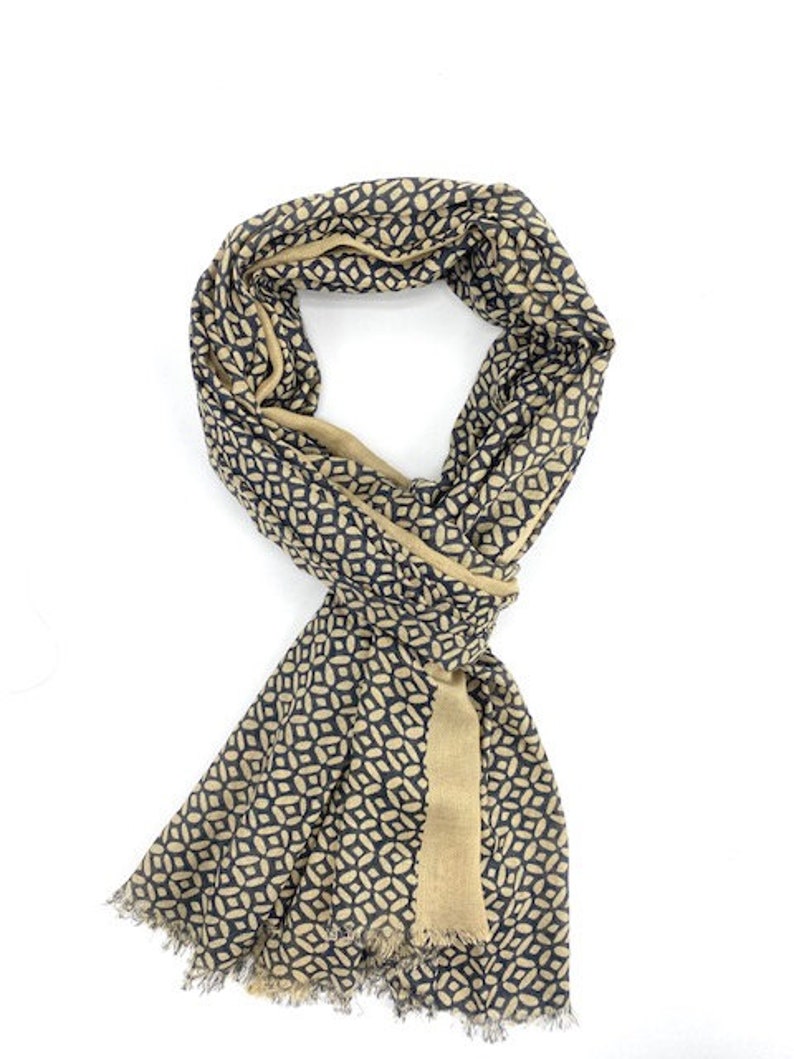 Echarpe, Foulard en viscose, homme ou femme image 8