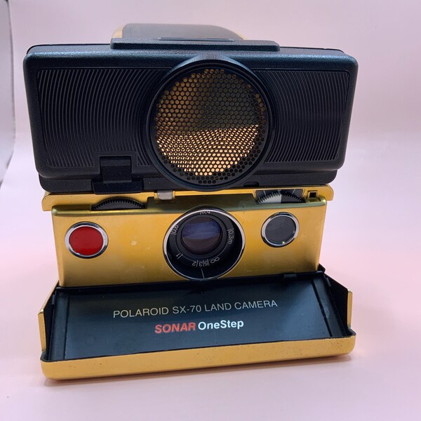 Polaroid SX70 Gold version 1977