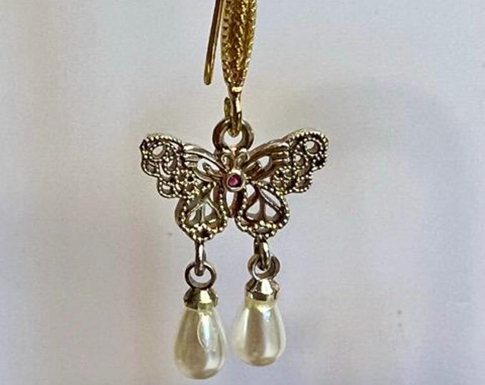 Handmade Vintage-Inspired Butterfly Pearl Earrings