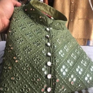 Groene Kurta Sherwani 100% pure Georgette-spiegelwerk geborduurde Kurta-pyjama voor mannen Chikankari Kurta-pyjama voor Made To Order SOK