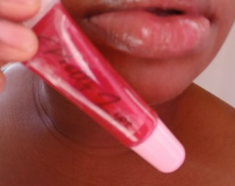 Apple&cherry lipgloss (Ruby Rose)