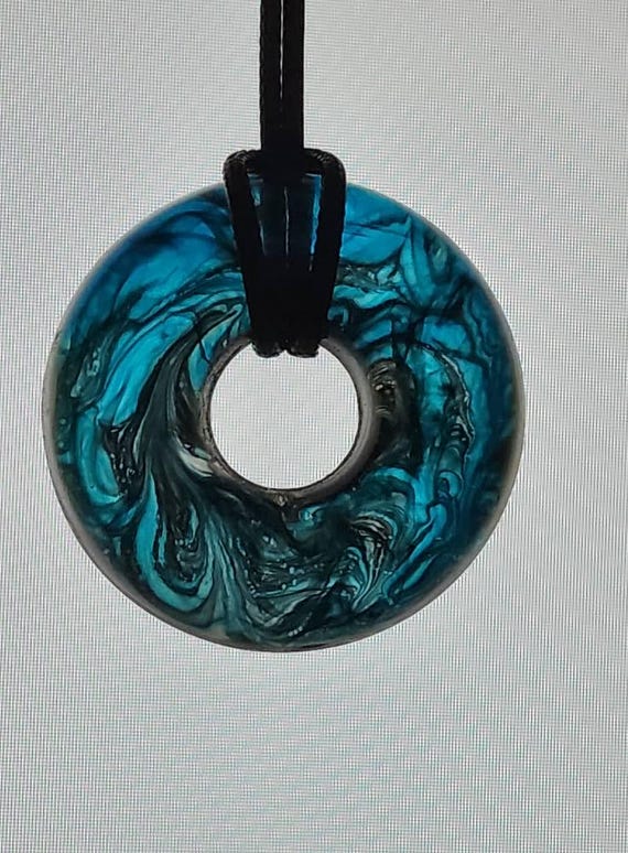 Unique Resin Donut Pendant Necklaces – Handmade, Lightweight, and Stylish!