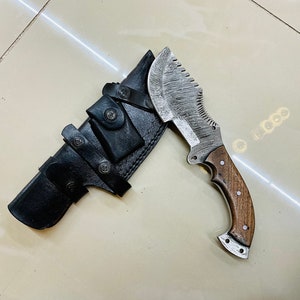 Damascus Steel Tracker knife, Hand forged Knife, Every Day Carry Knife , Damascus Knives, Gift For Him, Handmade Knife for Men