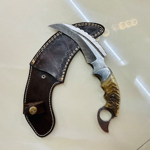 Damascus Karambit Pocket knife, Handmade Knife, Every Day Carry Knife , Damascus Knives, Gift For Him, Handmade Knife for Men