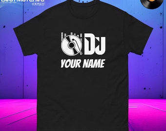 パーソナライズされたDJビニールTシャツ - DJとファンのためのカスタムミュージックTシャツ