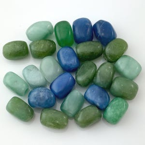 24 Pcs Quartz Nuggets, 15-17mm x 10-12mm Dyed Blue Green Gemstones, Approx 15" Strand, Qty 24 Loose Beads, Jewelry Making Supplies Destash