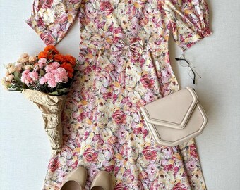 VİNTAGE/ Vestido acampanado con manga de sandía y cuello cuadrado floral