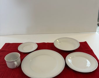 Compton Fine China, made for Noritake, 3 Platinum Rings pattern, 5 pc place setting