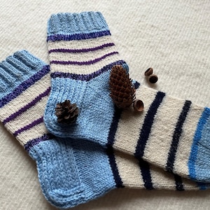 Men&#39;s Hand-Knitted Blue Wool Socks with Stripe – Warm Stylish Winter Socks for Him Size 45-46