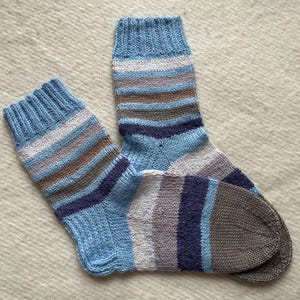 Men&#39;s Hand-Knitted Blue Wool Socks with Stripe – Warm Stylish Winter Socks for Him Size 43-44