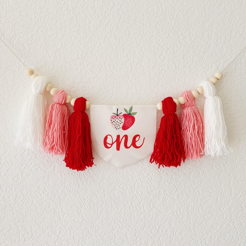 Kinderhochstuhlbanner, Erdbeerhochstuhlbanner, Kinderhochstuhlbanner für Baby, Erdbeere erster Geburtstag, Beerenthema-Geburtstagsparty two strawberries