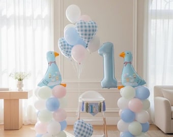 Set de decoración con globos para el primer cumpleaños de Silly Goose y pancarta para trona