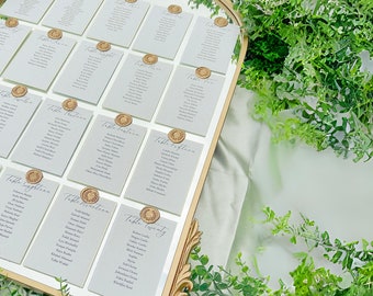 Gold Mirror Customized Seating Chart for Wedding, Elegant Guest Seating on Gold Arch Mirror, Customizable Seating Template + Signage