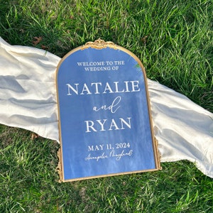 Mirror Welcome Sign for Wedding Ceremony Entrance | Wedding Welcome Sign | Wedding Mirrors | Custom Wedding Signage | Wedding Mirror Signs