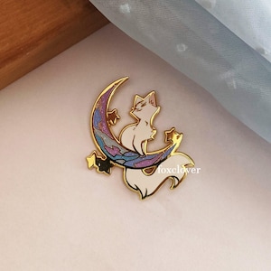 Elimine: Gato na Lua - Broche de Esmalte Rígido | Banhado a Ouro | Presente Fofo | Colecionadores de Broches | Arte Original | Halloween