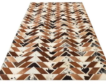 Handmade Cowhide Patchwork Area Rug - Brown & White Leather Chevron Design ZR 72