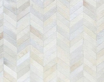 Handmade Cowhide Patchwork Area Rug: White Tone LeatherZR 57