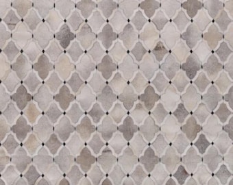 Handmade Cowhide Patchwork Area Rug, White & Grey ZR 56