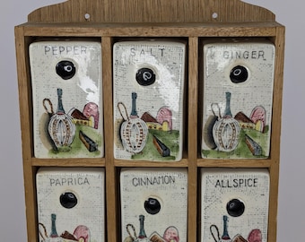 Vintage Japan spice rack - Hand painted 1950s ceramic - Wood hangable shelf - Very good condition