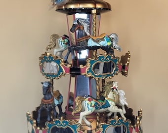 Enesco Ponies On Parade Musical Carousel – 1997 Small World Music Box