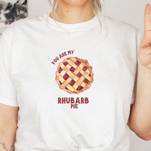 Camiseta gráfica de pastel de ruibarbo, Regalo de color pastel para vacaciones en el jardín de verano para mujeres, Camiseta minimalista retro, Amor de plantas, Eres mi pastel de ruibarbo