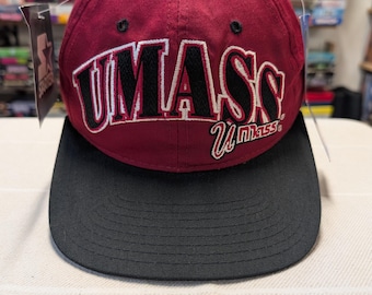 Vintage Starter Brand 1990's UMass NCAA Basketball Snapback Hat (New)