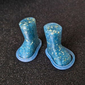 Mold for Leather Shoe Dolls – 4 cm Resin Lasts with Retainers | Shoemaking Tool for Collectible & Handmade Dolls | Doll Shoe Form